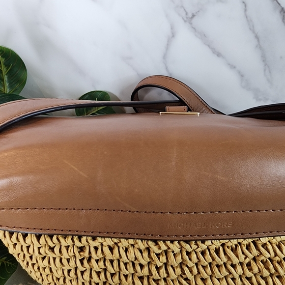 MICHAEL Michael KorsNaomi Medium Woven Straw Crossbody Bag - Picture 13 of 15